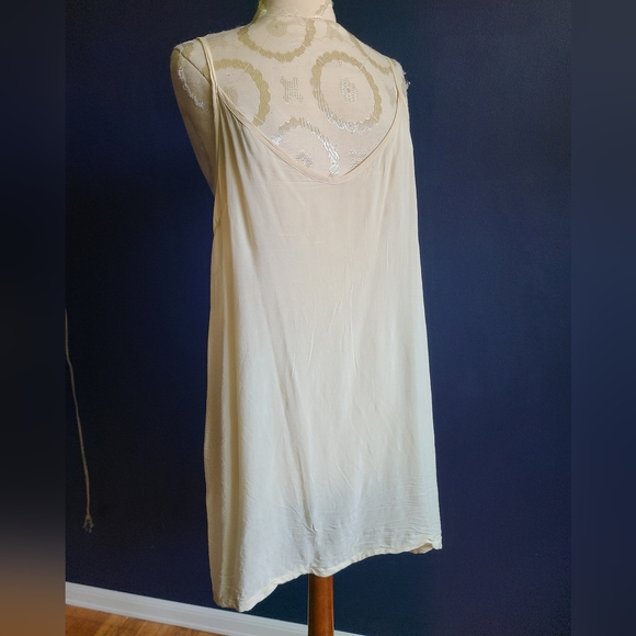 FREE PEOPLE Beige Simone Crochet Lace Shift Mini Dress Large - Picture 11 of 12